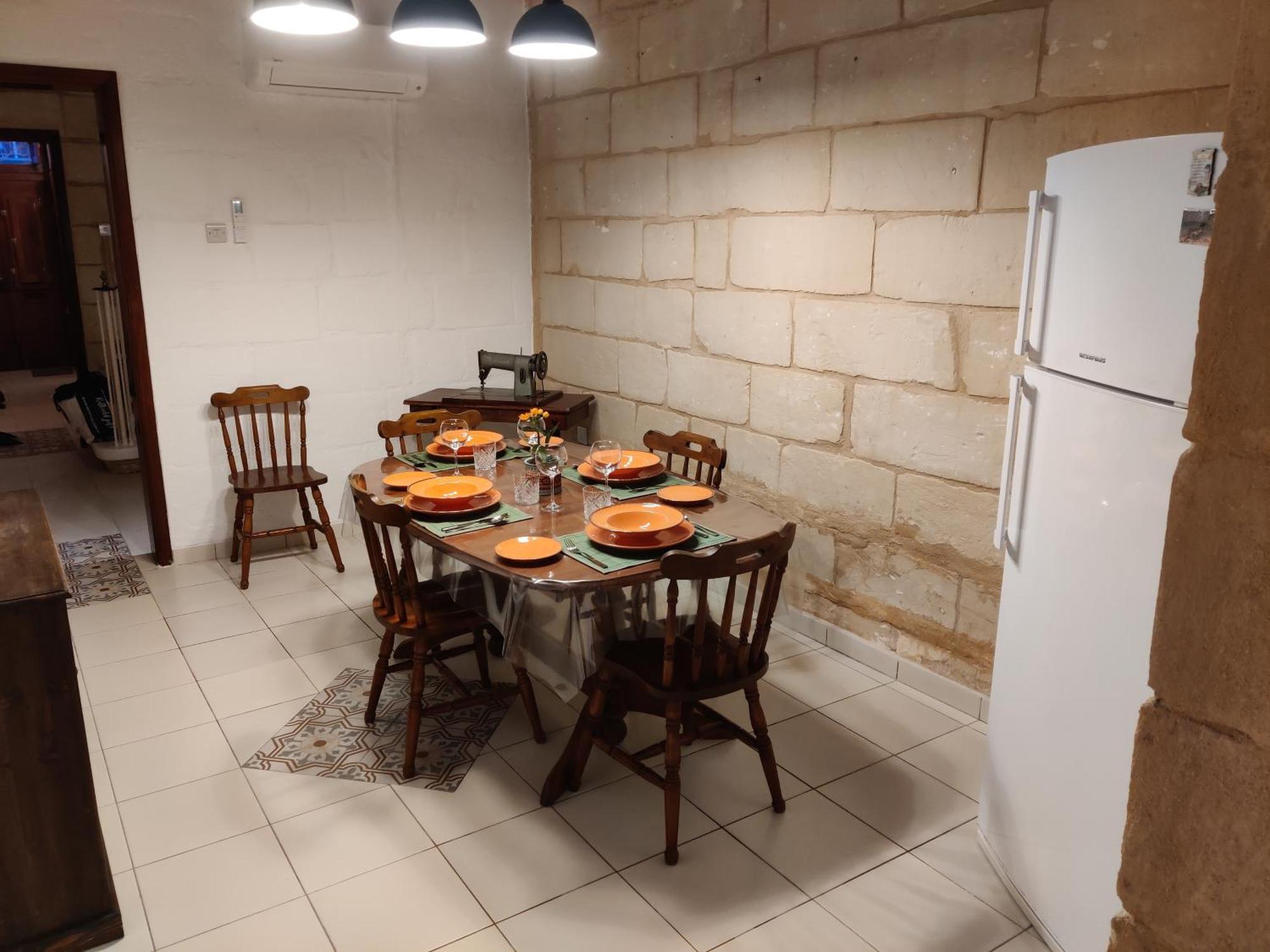 Peaceful Traditional Maltese Townhouse Лука Екстер'єр фото