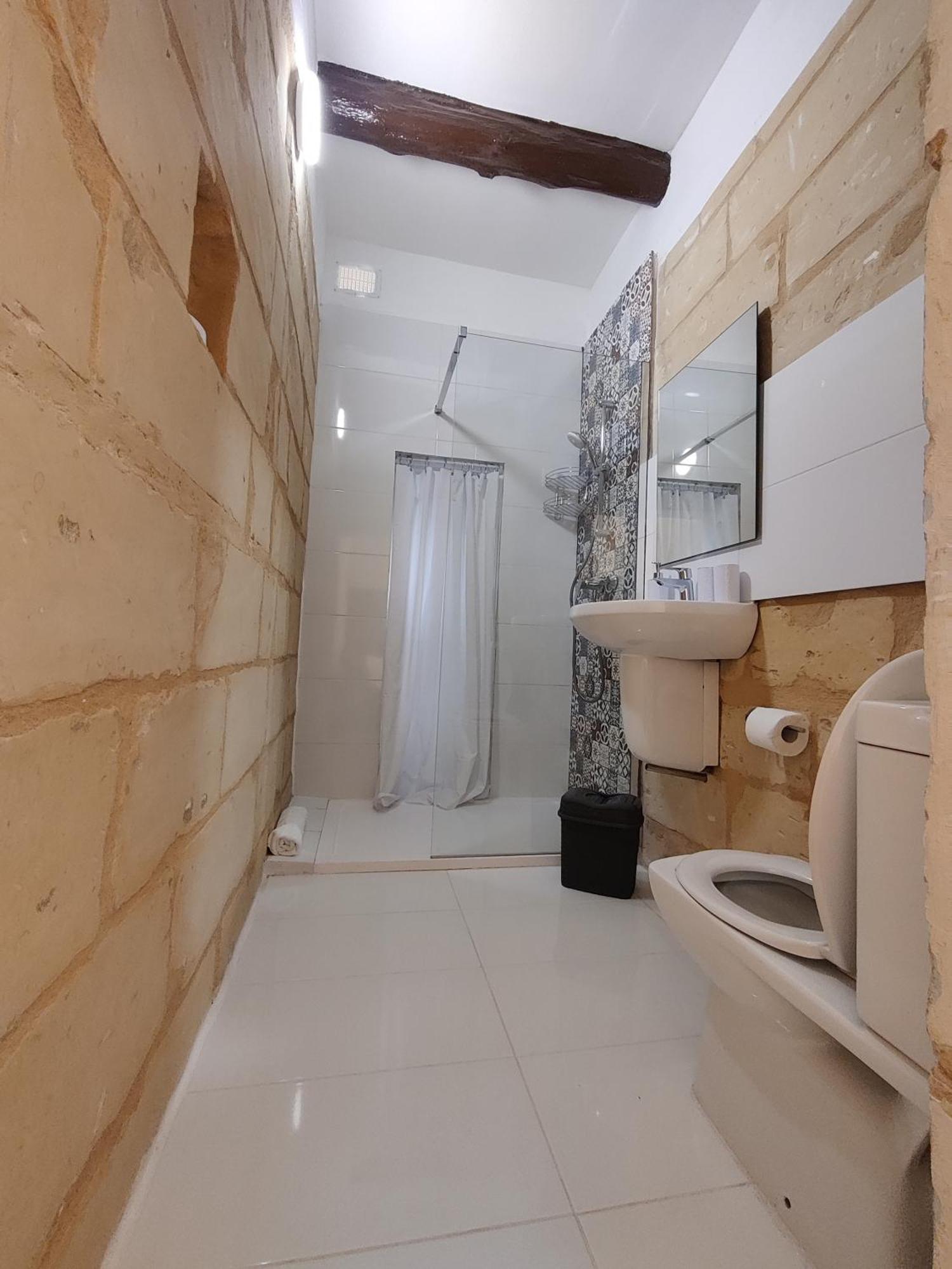 Peaceful Traditional Maltese Townhouse Лука Екстер'єр фото