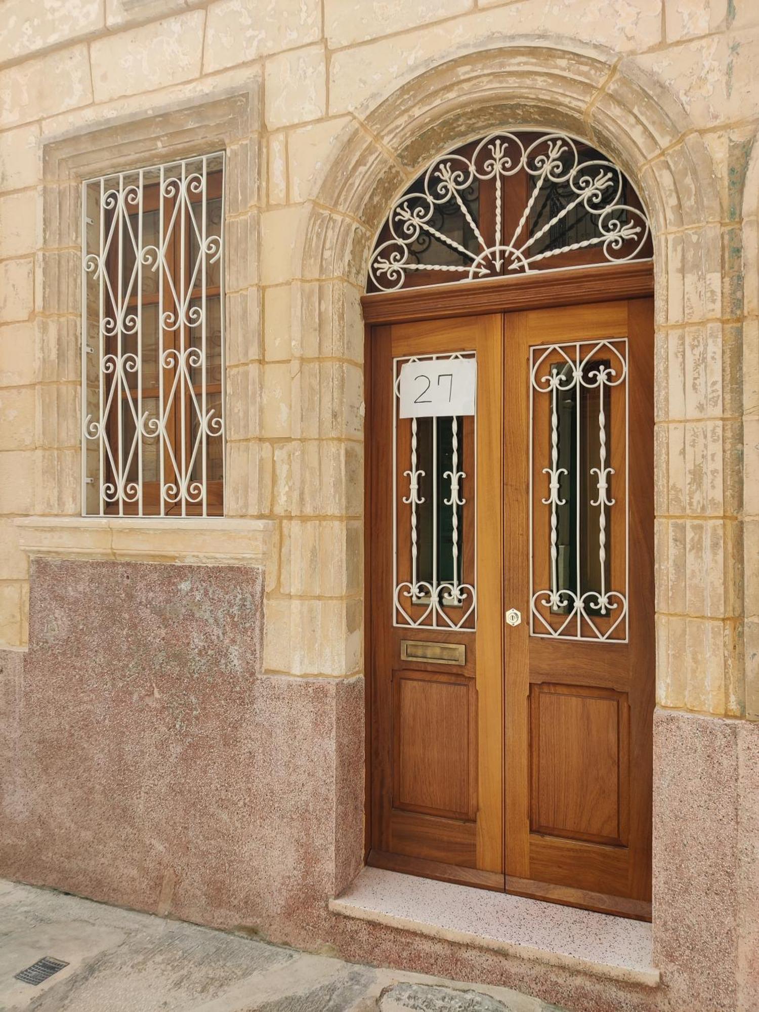 Peaceful Traditional Maltese Townhouse Лука Екстер'єр фото